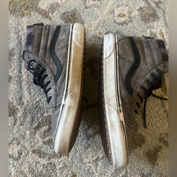 Men’s High Top Vans - Picture 4 of 5